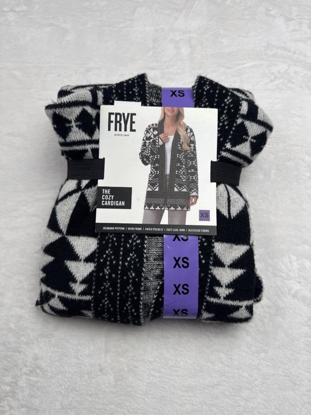 Frye Womens Cozy Cardigan XS Black & White Jacquard Pattern - Picture 2 of 4
